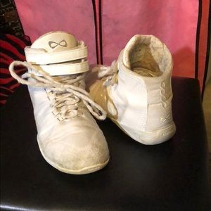 Nfinity cheer shoes